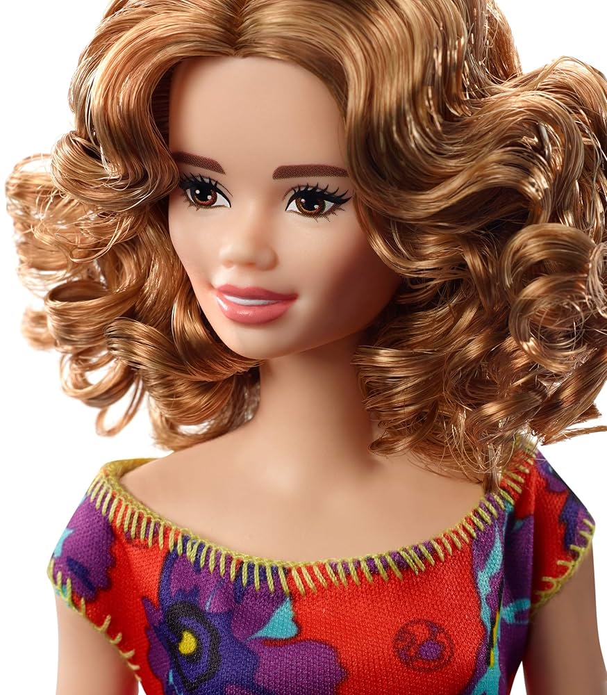 ランジェリー　バービー　レッド Amazon.com: Barbie GBK92 Doll, Light Auburn Curly Brunette